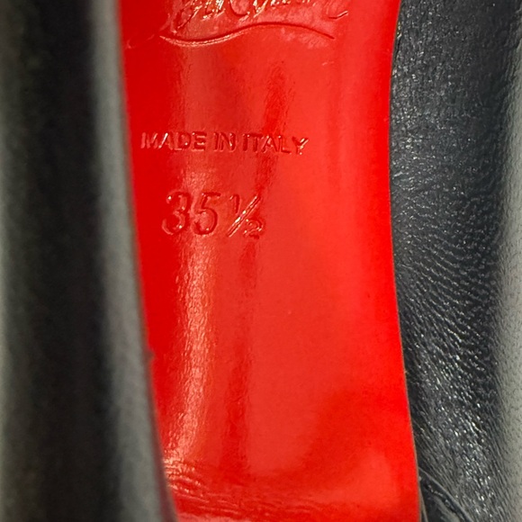 Christian Louboutin Kate
100 mm Pumps Lamb nappa leather Black WSize 5.5 EU 35.5 - Picture 5 of 9